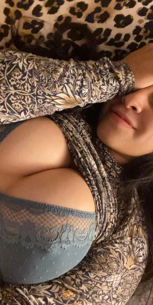 U wanna see more? posted by BoobsandTitsLovers