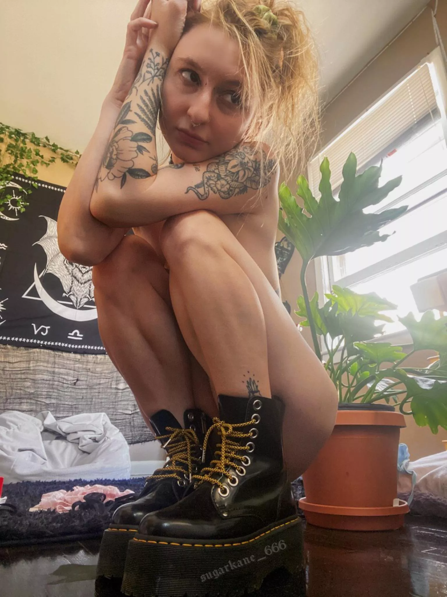 ugh i don’t wanna get dressed posted by sugarkane_666