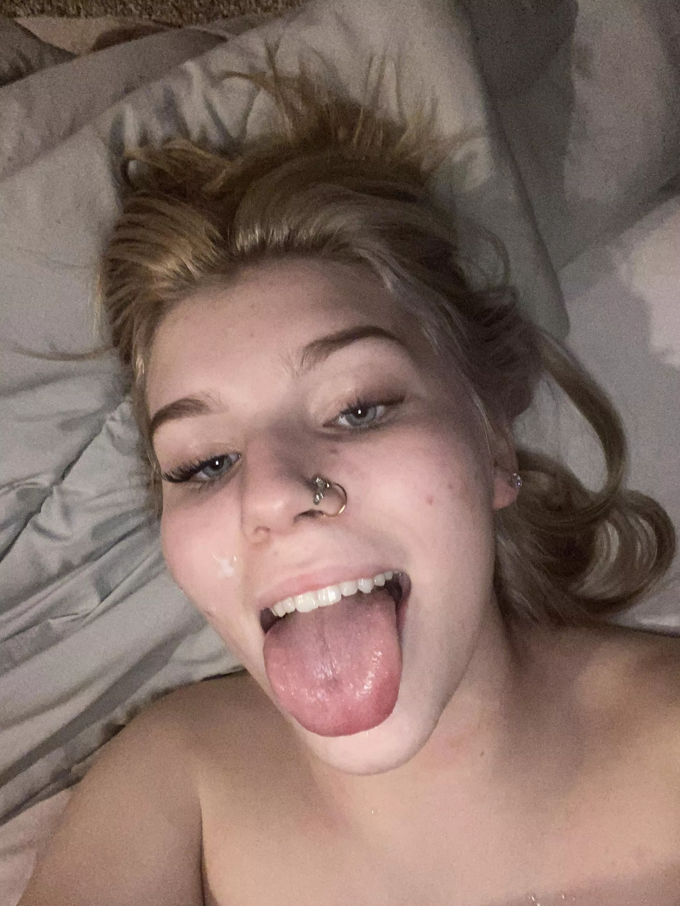 Uhhh I love getting facials😉 posted by Aintdatthreezyyy