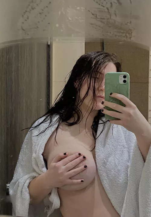 Ukrainian ❤️💦 by sstramonium