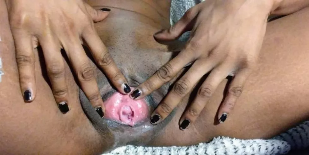 ultra hd stretched pink pussy 🥵💦 by imaniih4_20