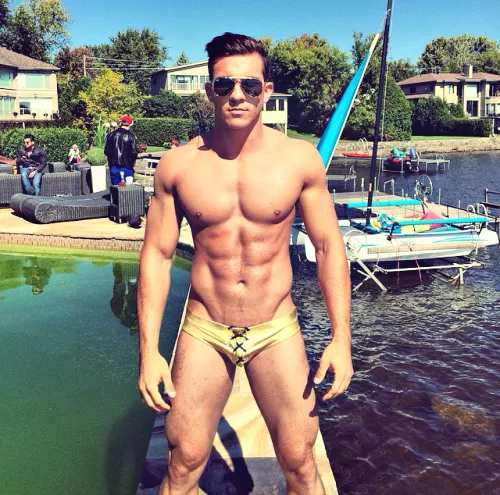 Umm??? posted by shriekwainscot