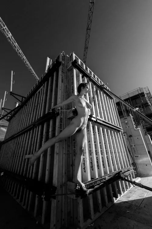 Under Construction by modeladventurer