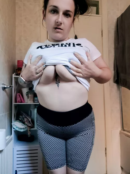 underboob by MsAliceFury