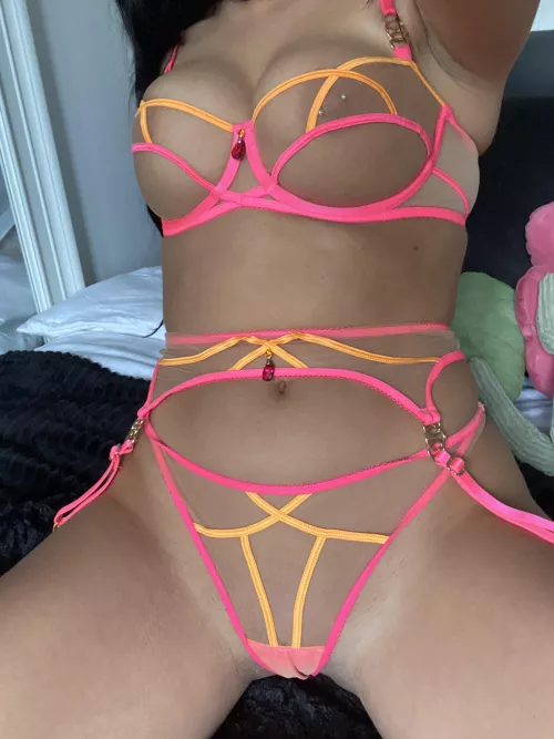 Undress me by Buffbanditt