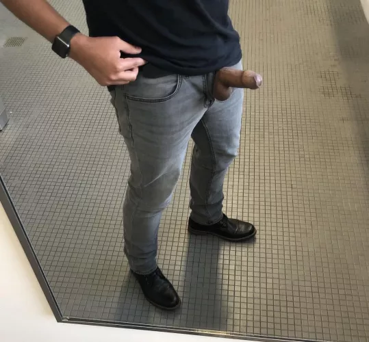 Uni bathroom by woodhunt