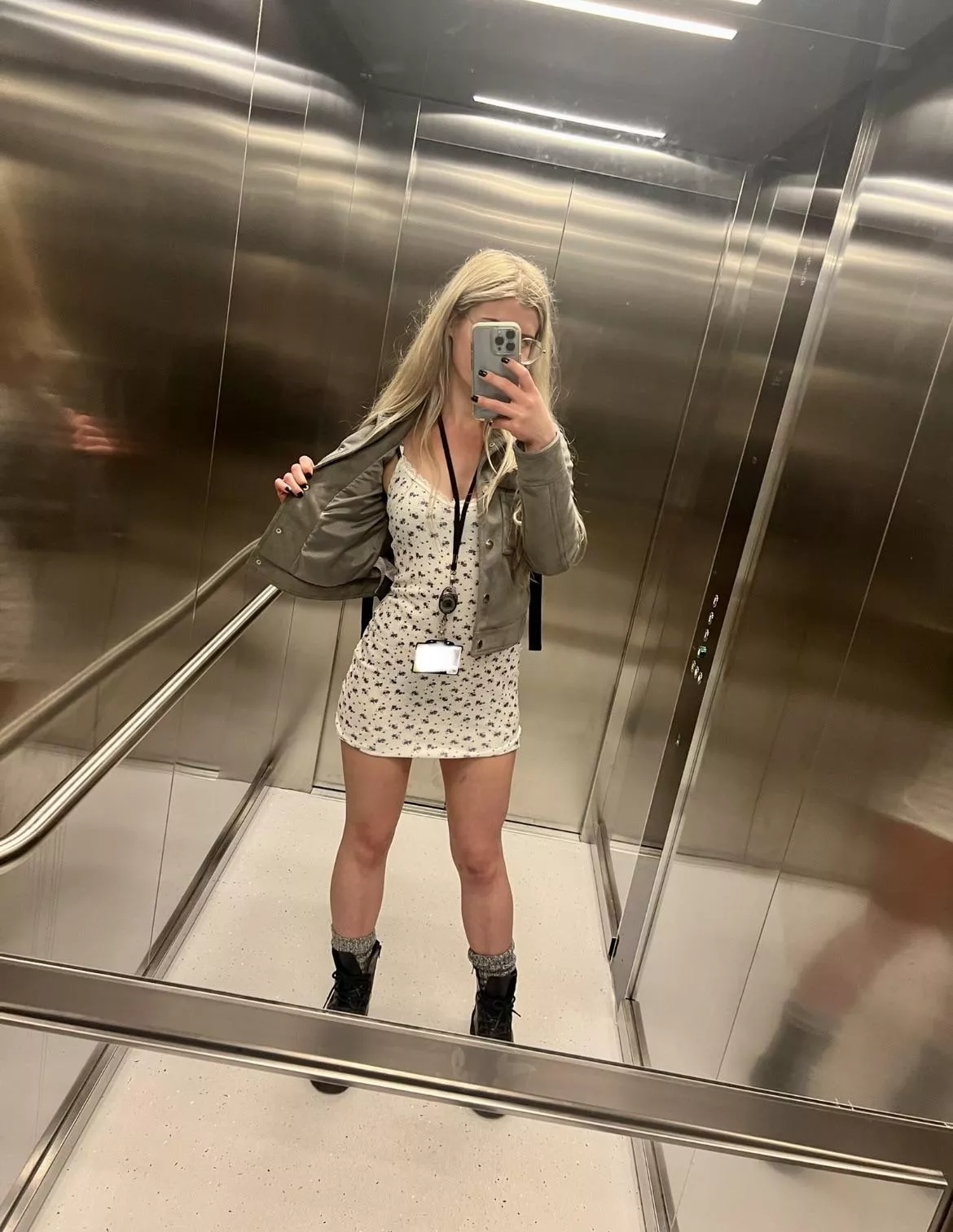 Uni outfit [F] posted by KittyPAWGx