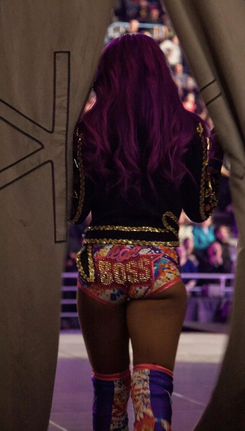 “Unseen” Sasha Banks pic. 🍑 posted by Pgrayjr2001
