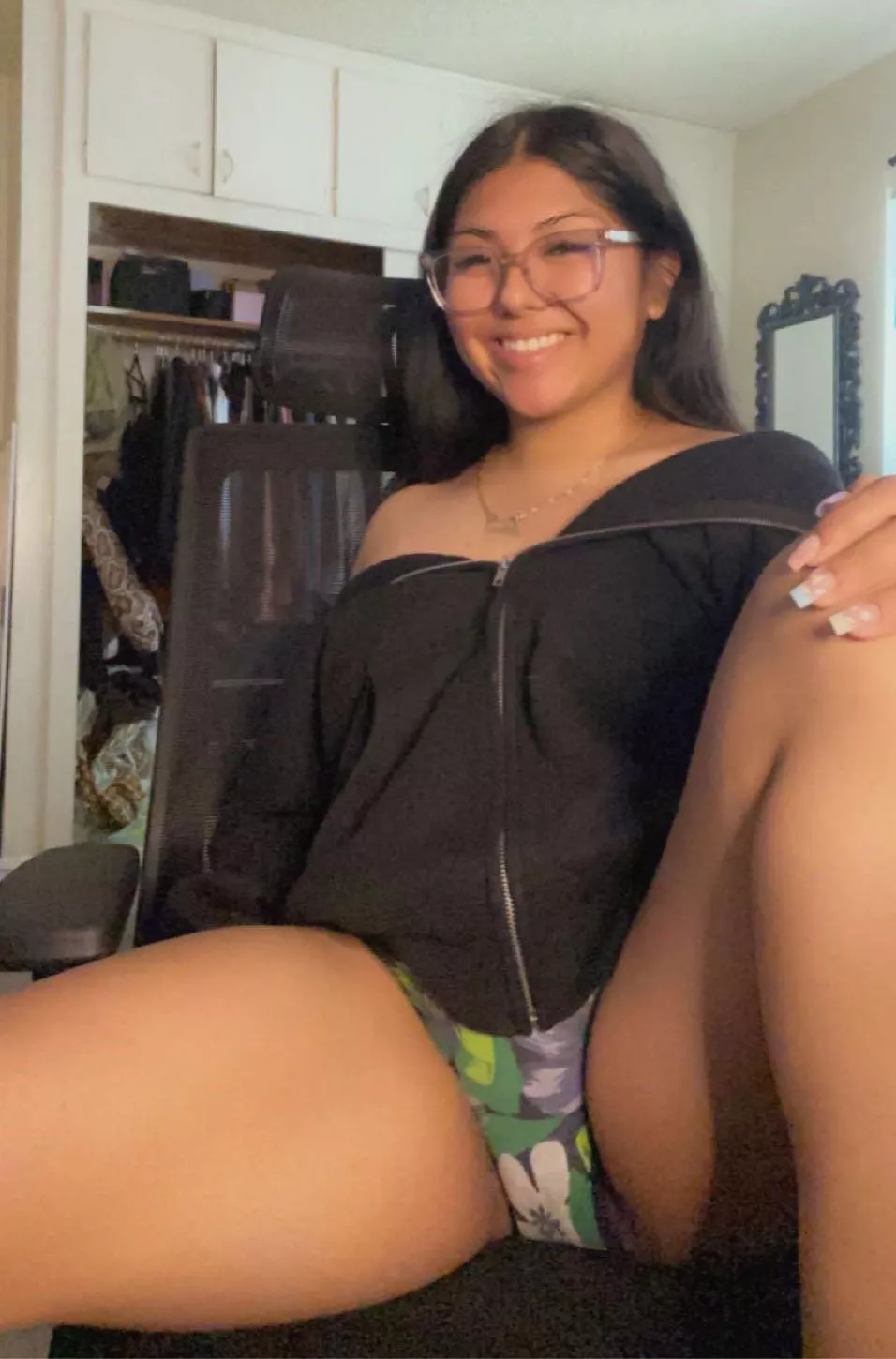 unzip my sweater for me posted by SadCarrot6758