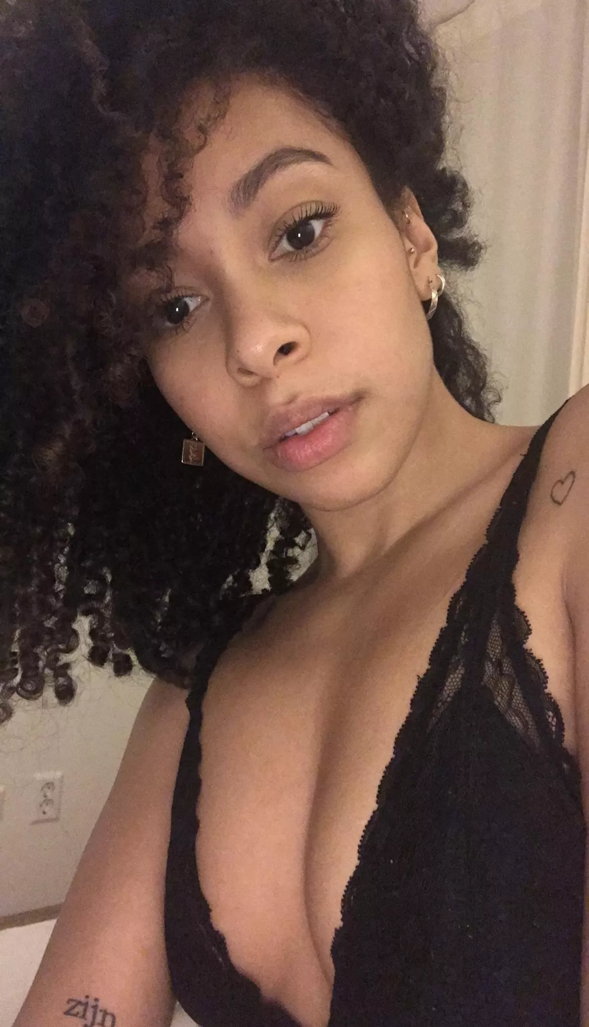 Up close and personal. Hope you like the view posted by Misscharlierose