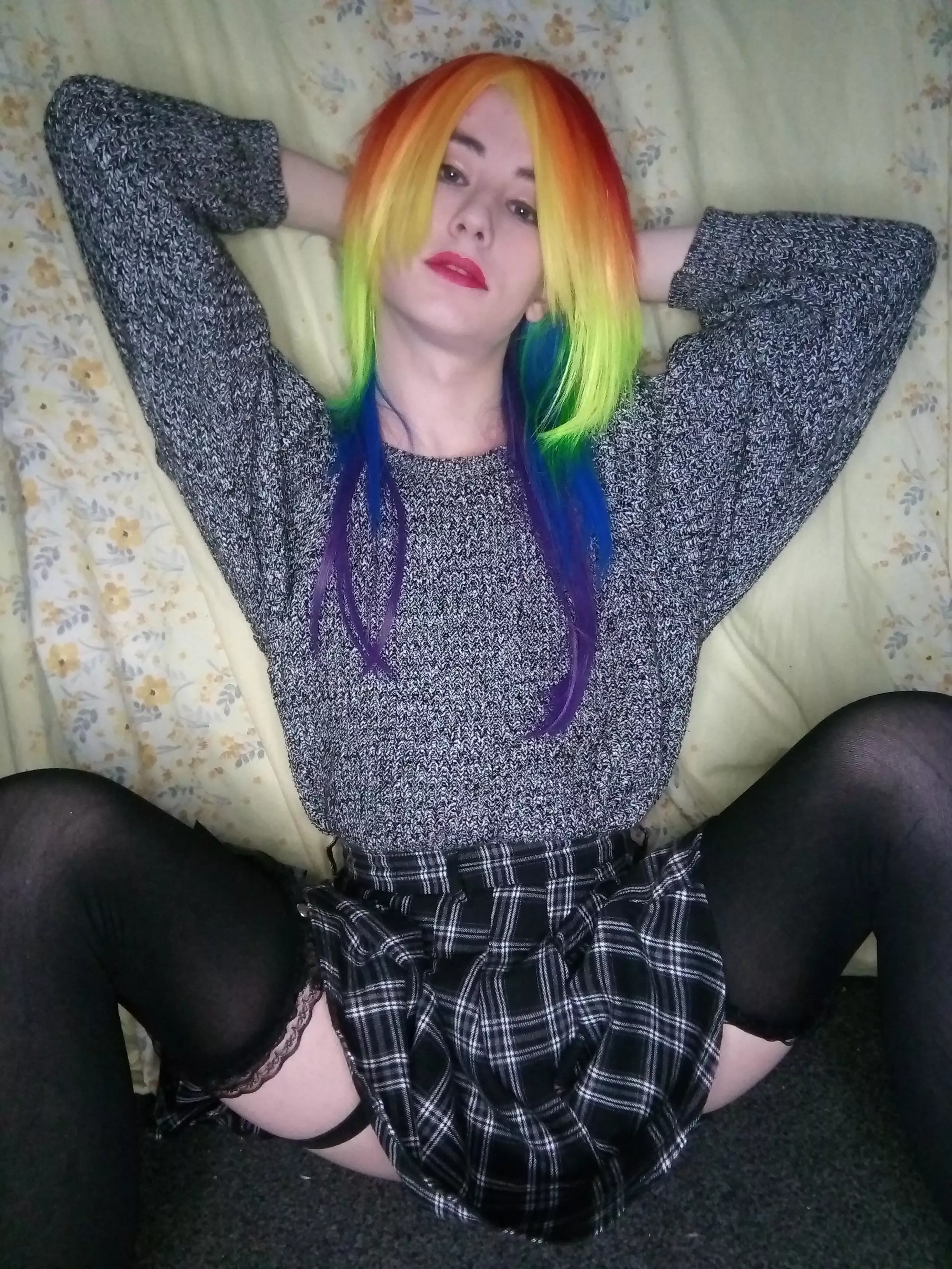 👀 up here posted by SapphireLoveHeart