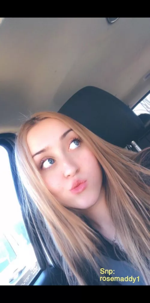 Up Vote for surprise (instantly) by nikkitajesi