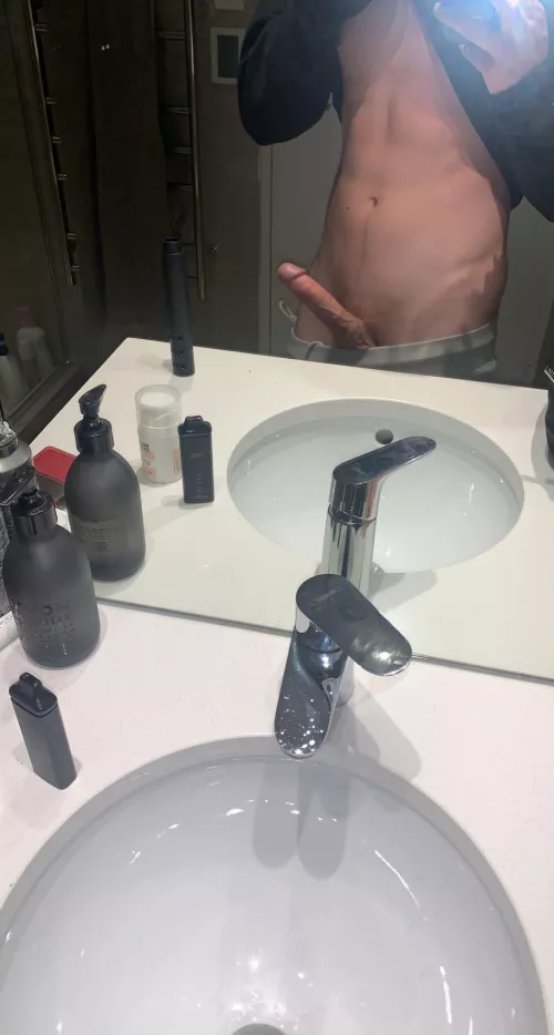 upvote if you are horny by jack3856285926