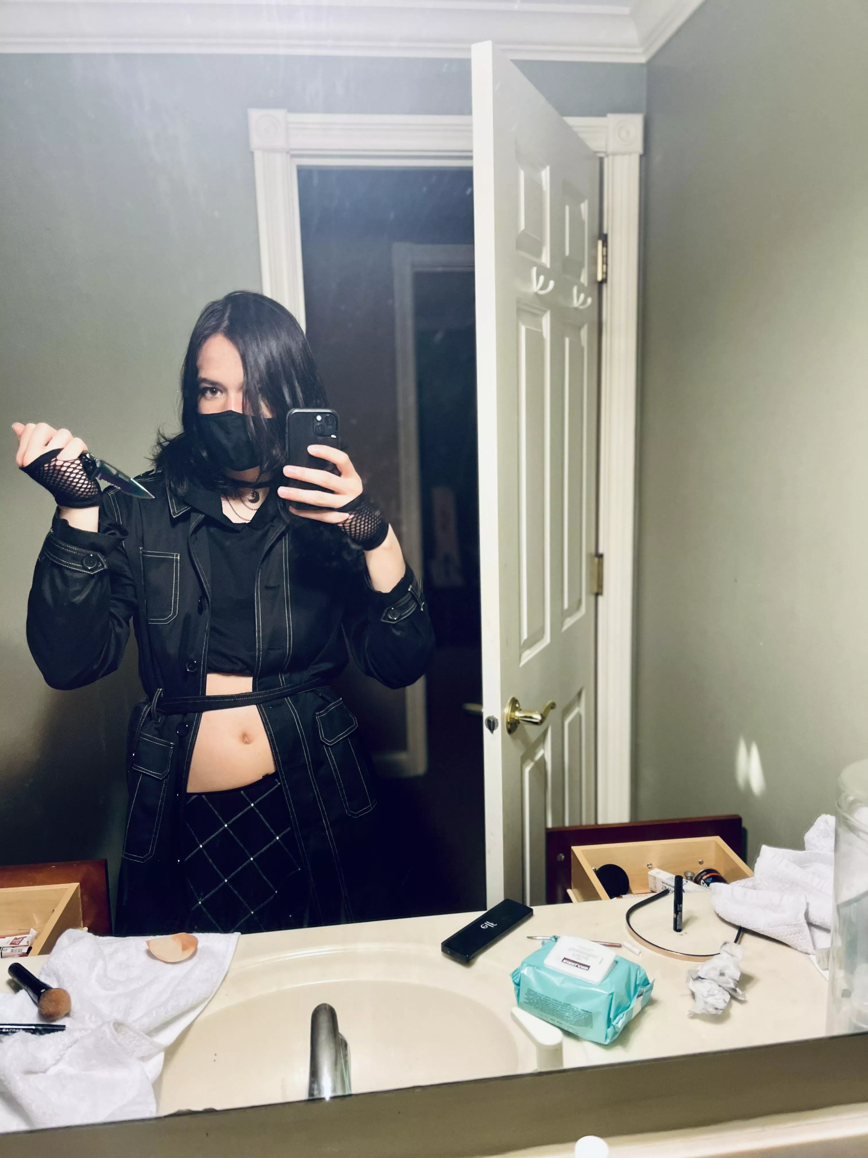 upvote, this is a threat (respectfully) posted by schrodingerscatgirl7