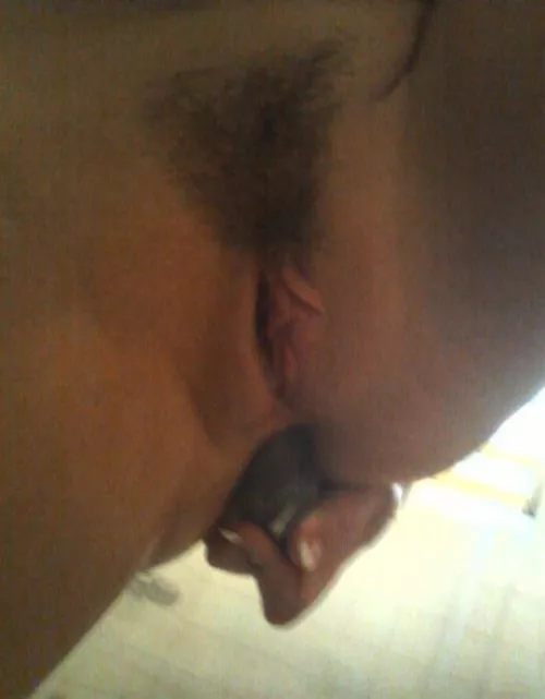 Upvte if you accept nudes in your dms😘 by annexxnx