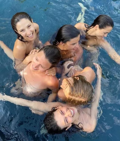 Úrsula Corberó from Money Heist with Usue Alvarez, Clara Domp, Nathy Peluso, Aguscaccia and Victoria Diaz Rolon by Odd_Ad_5034