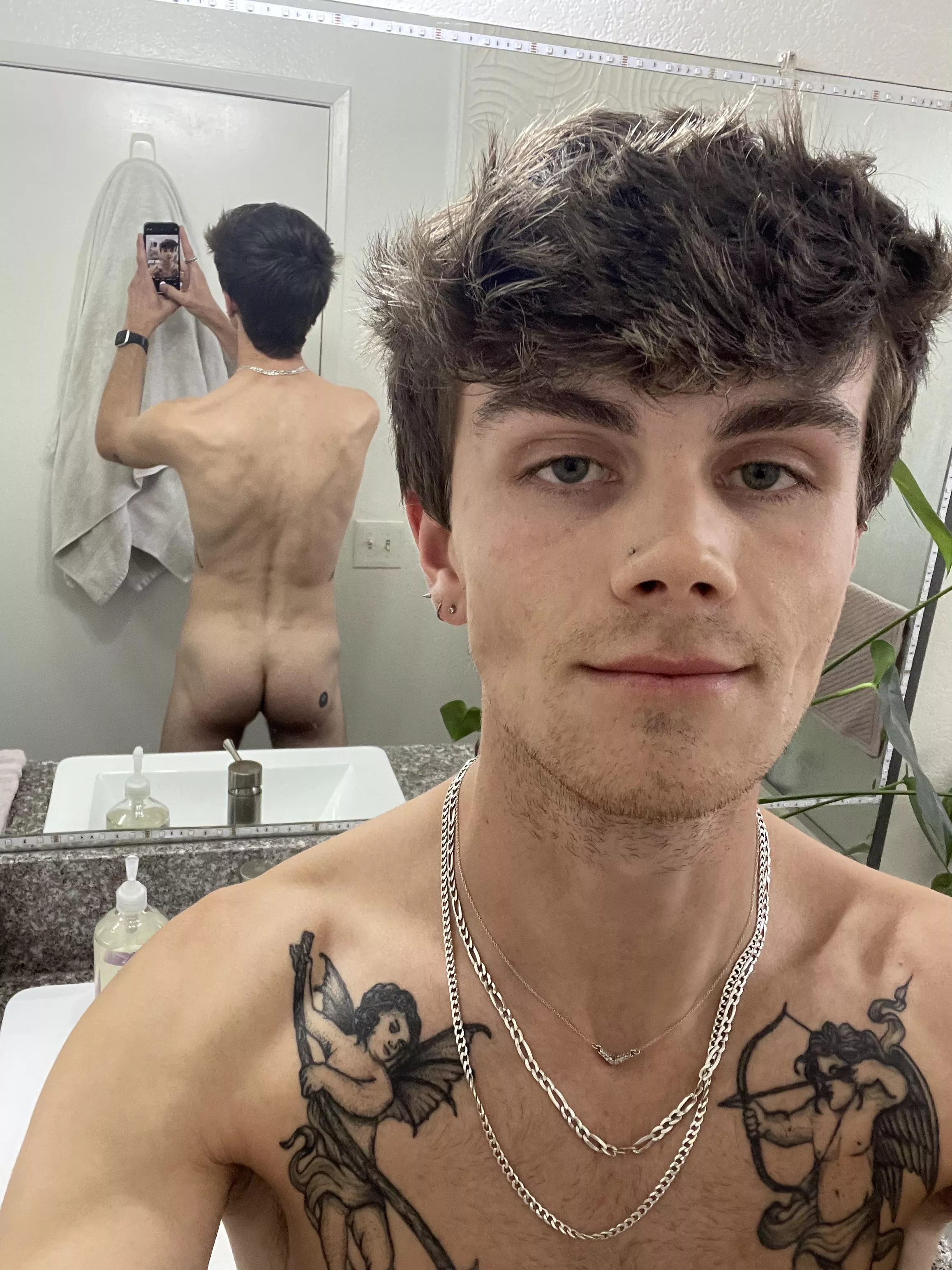 Use me as your cushion 🍑 posted by aceheartbreak