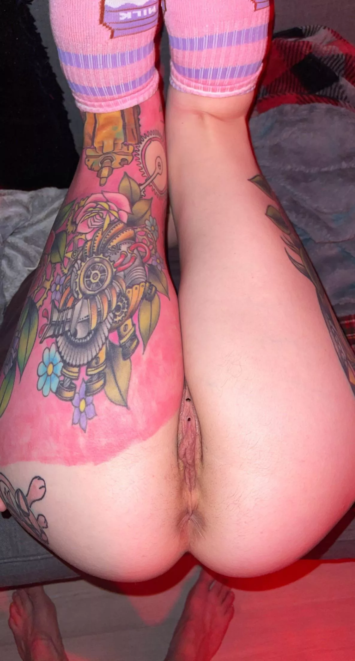 Use my holes as your cock sleeve posted by moonnbabyx