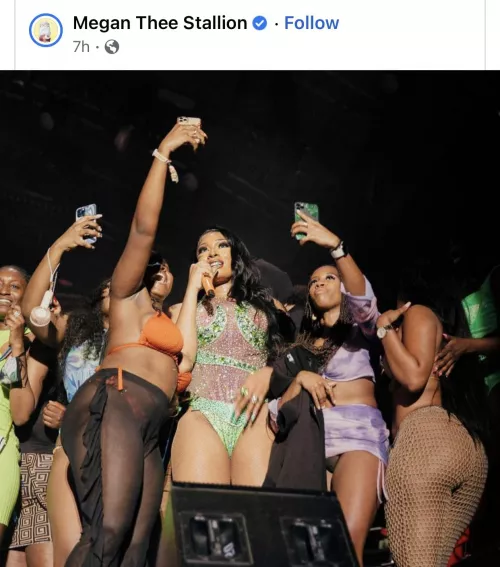 Use Your Zoom 😭 by WalkinReaper