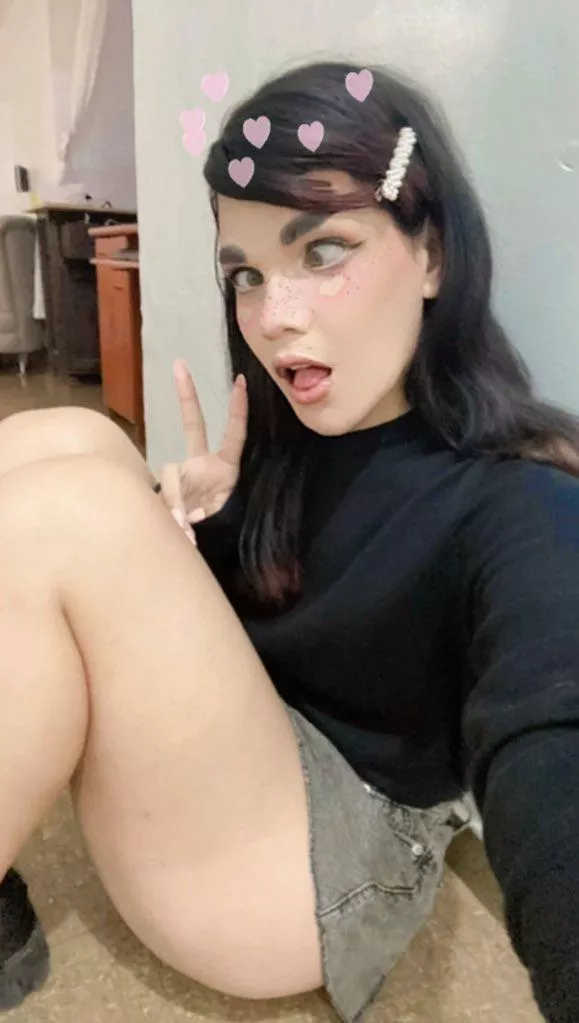 uuuu on the screen!! tell me something nice :3 posted by samaramagica