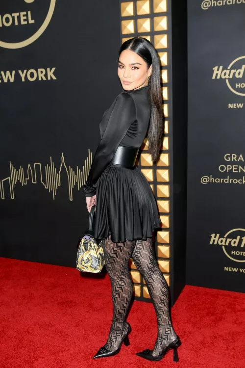 Vanessa Hudgens by mikere24