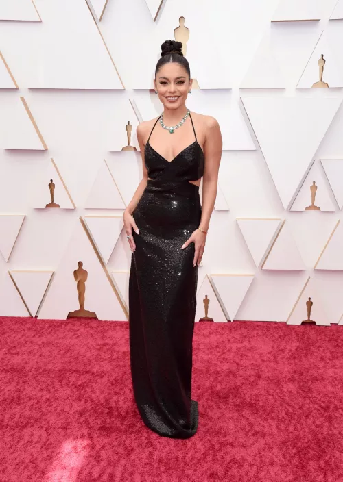 Vanessa Hudgens at the red carpet (2022 Oscars) by RedditIsMyFavApp