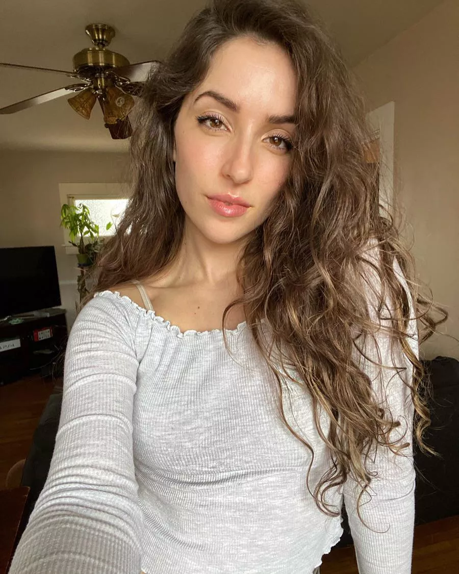 Veemo 🦋 posted by veemo92