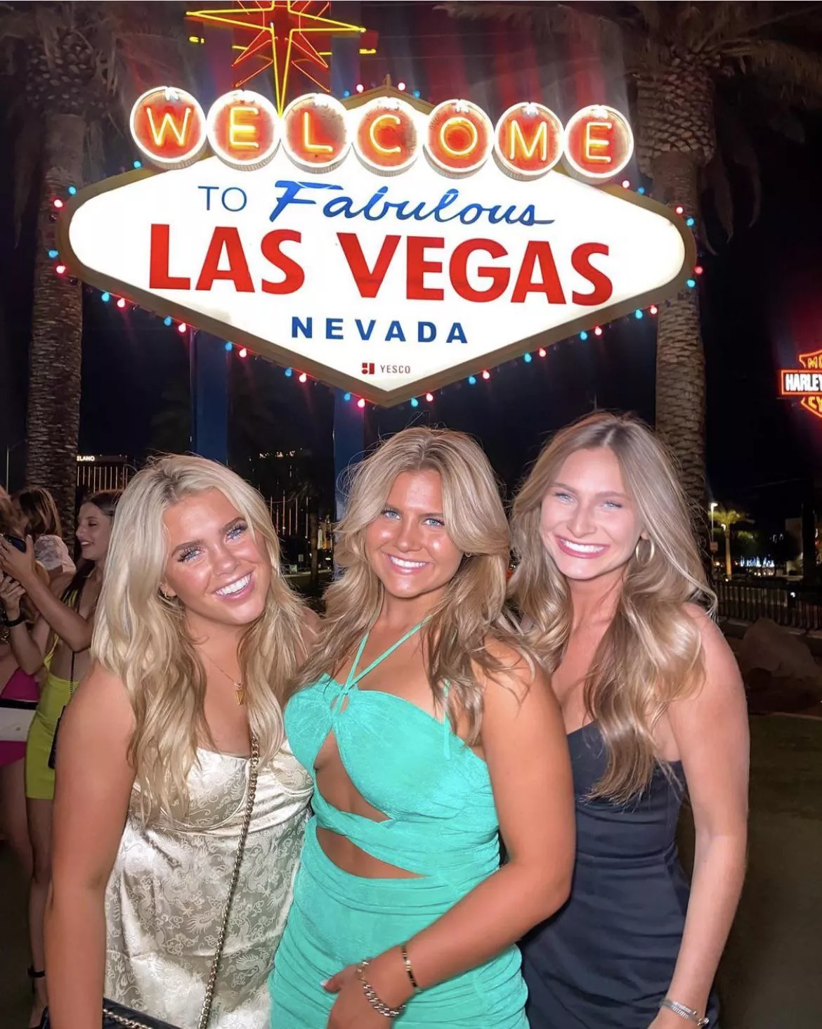 Vegas babes posted by CraggerJack1775