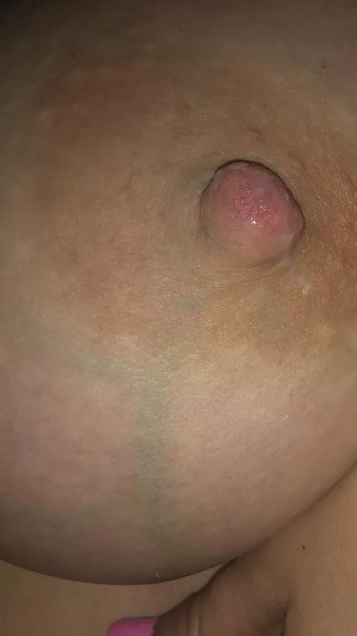 veiny milky nipple on a soft tit enjoy hotties by mandimoomilf