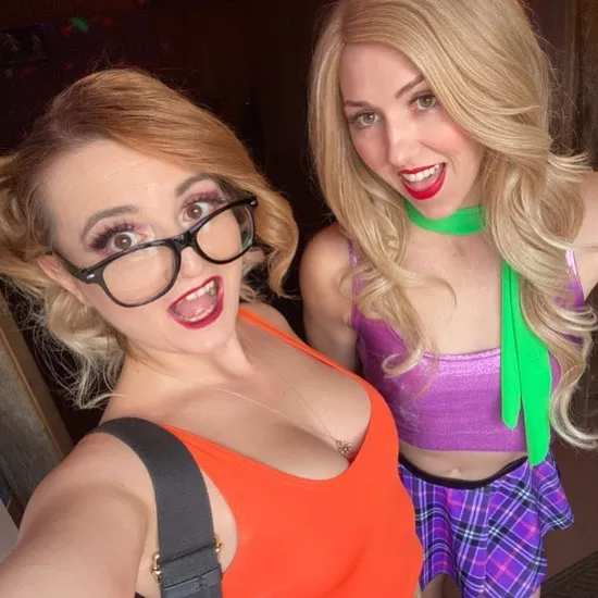 Velma or Daphne? posted by siimple_code
