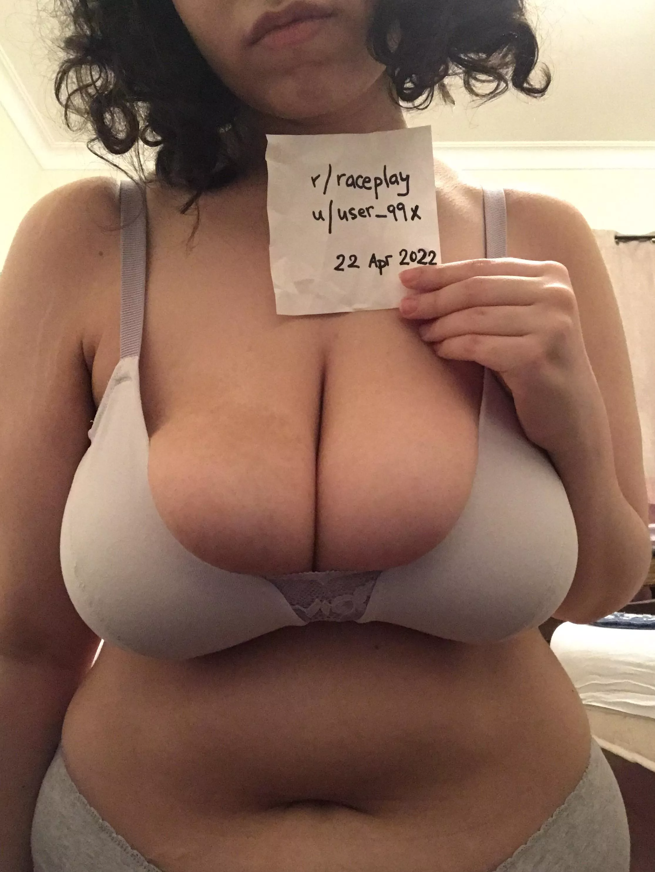 verification post : ) 23F middle eastern/arab posted by user_99x