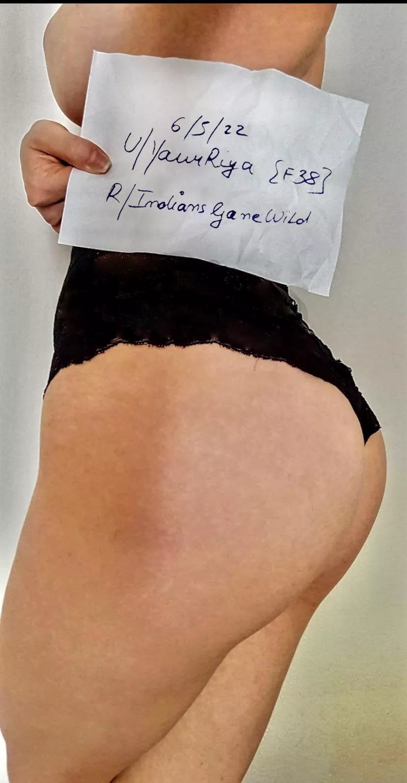 Verification post [F] posted by YourRiya