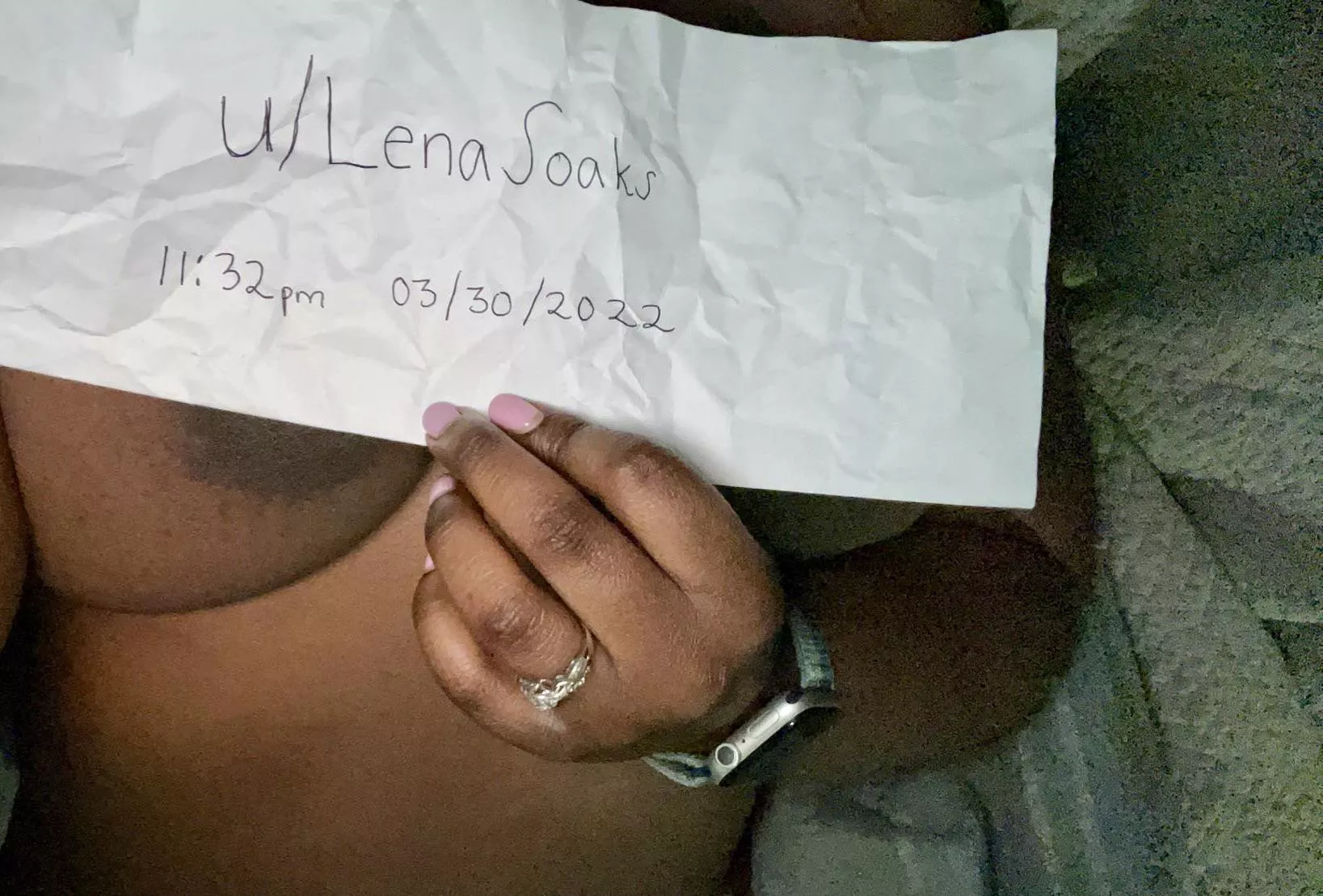 Verification Post 😅🥰 I want attention from BWC’s 🤤😜 posted by LenaSoaks