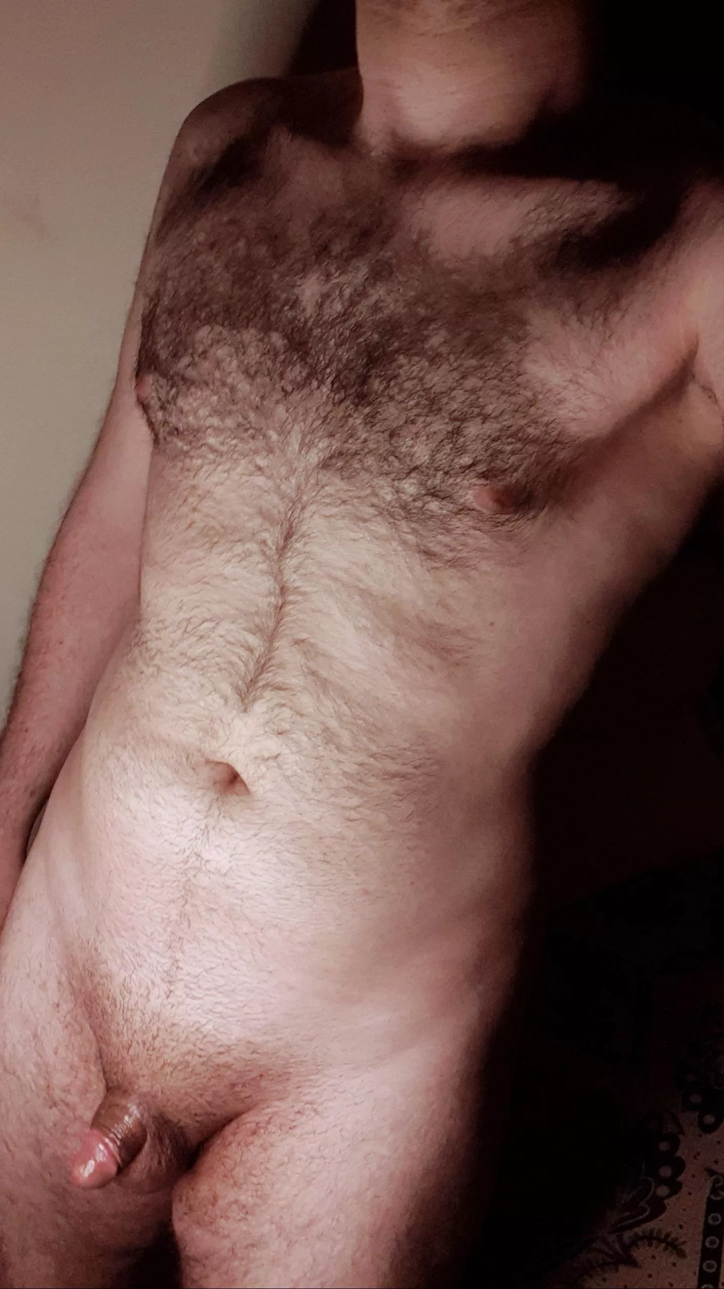 very normal nude guy, hot or not? [26, 80kg, 185cm] posted by joe90him