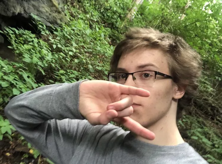 Vibing posted by zzwolfy