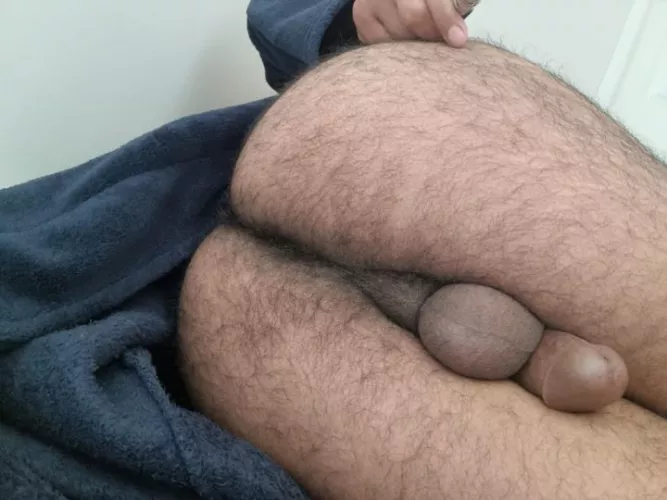 Waiting for someone to come give me a hand by Few-Anywhere-6537