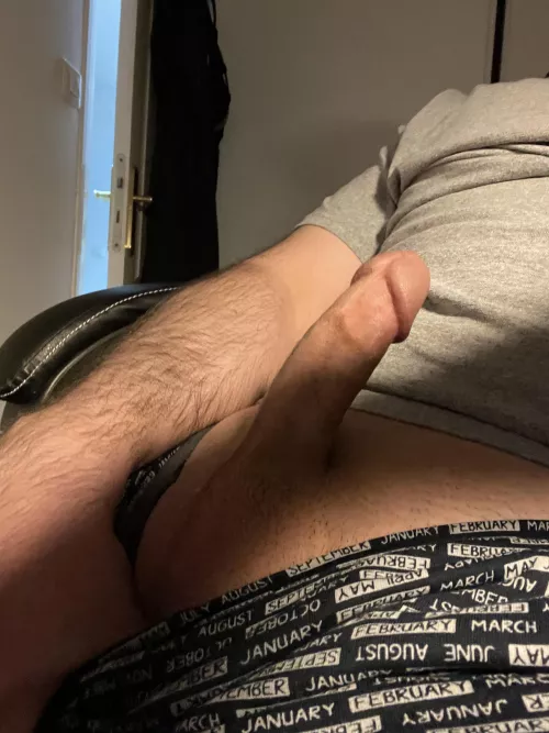 Waiting for you by Dwarf66666