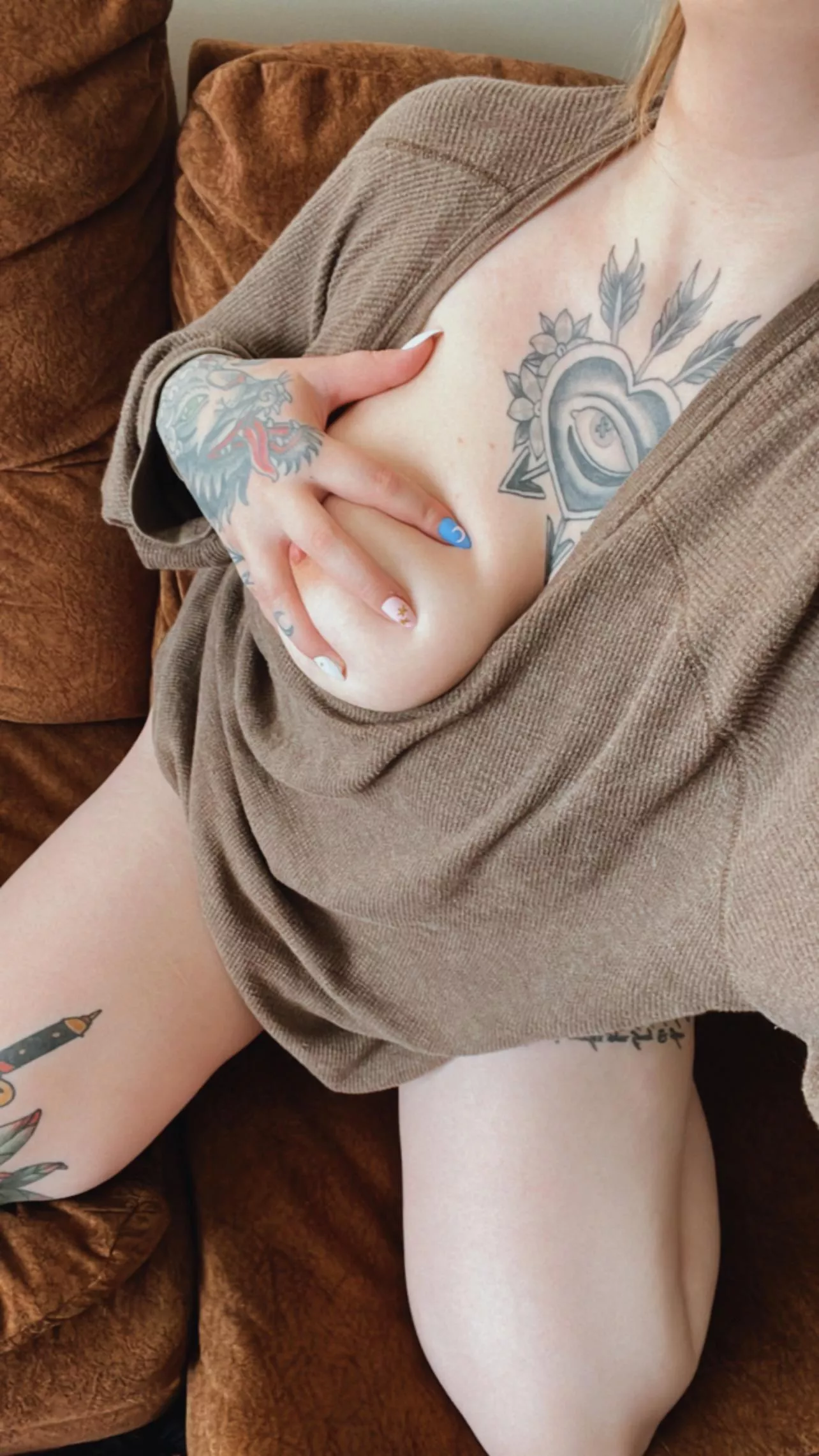 Waiting for you on the couch ;) posted by KBUJ13