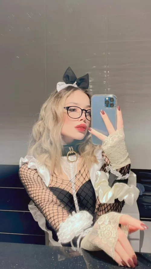 Waiting for your check, if you know what I mean by melisamini