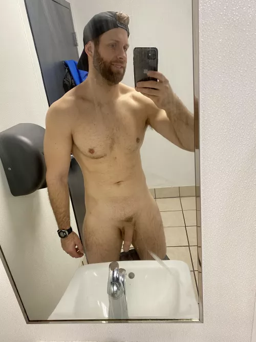 Waiting room selfie for this bored dad 🤫[37] by MrSmith85