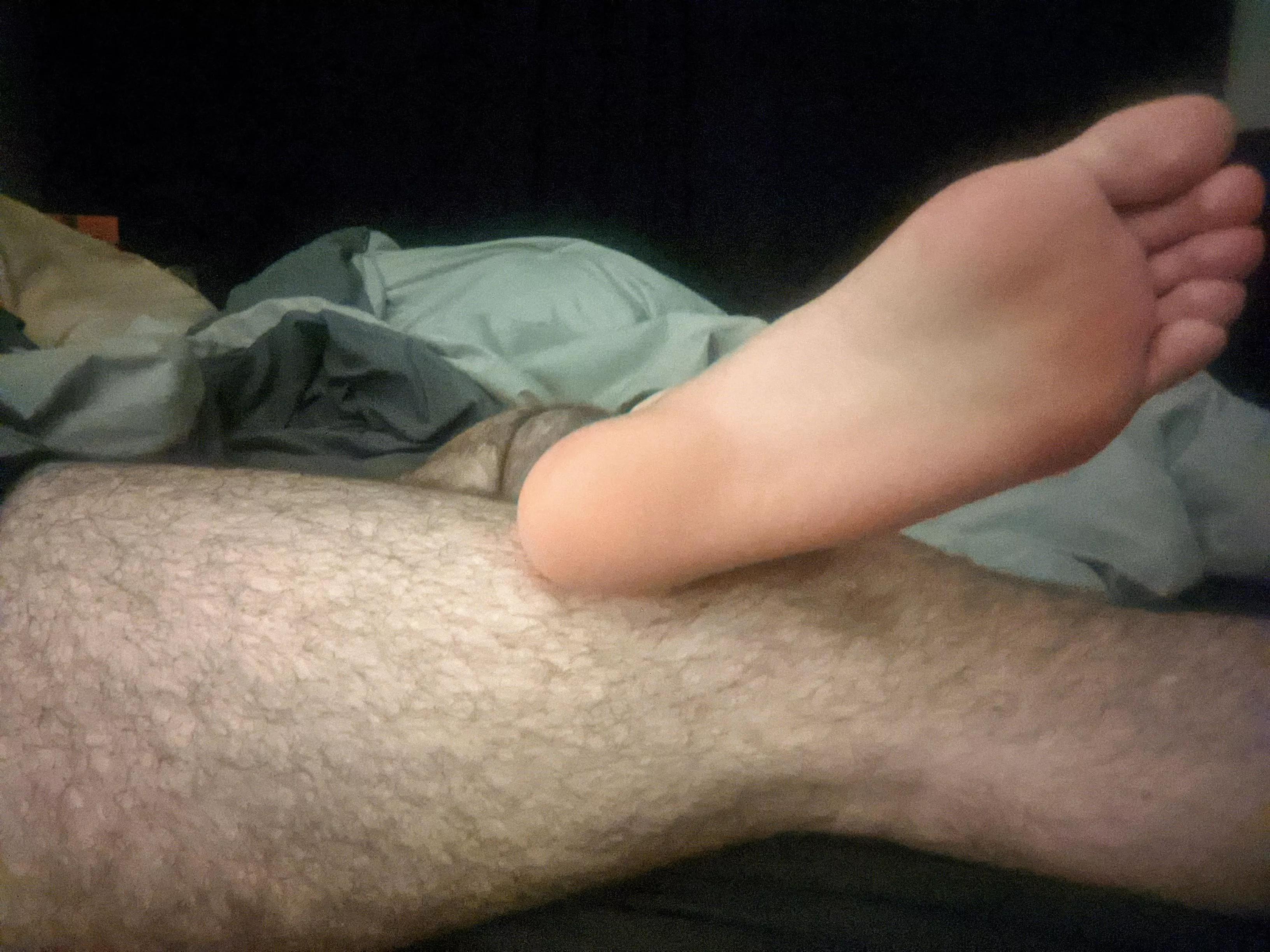 Waking up, who wants a ilck beofre I shower? posted by writtenkingfu