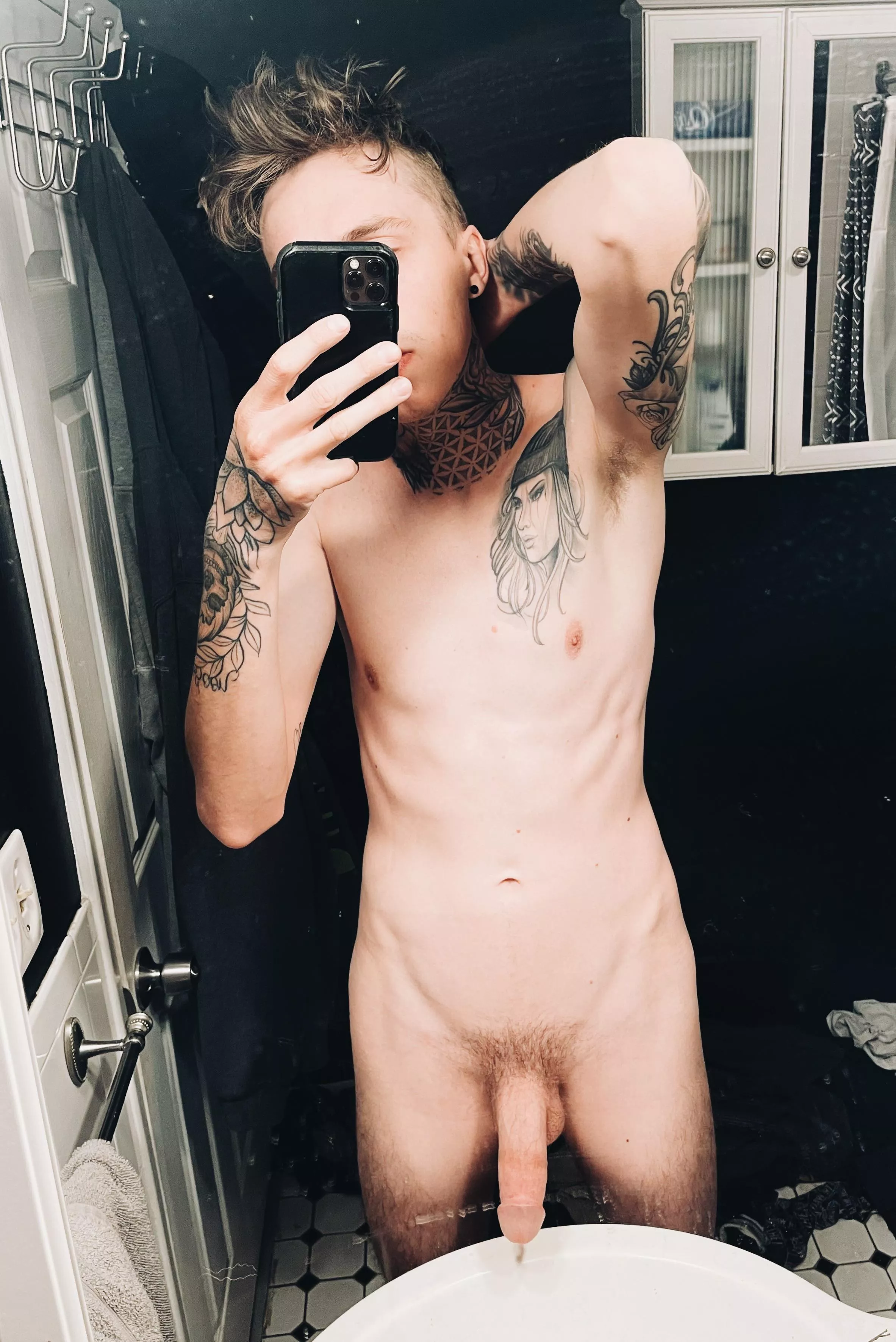 wanna clean my mirror? posted by axellllslade