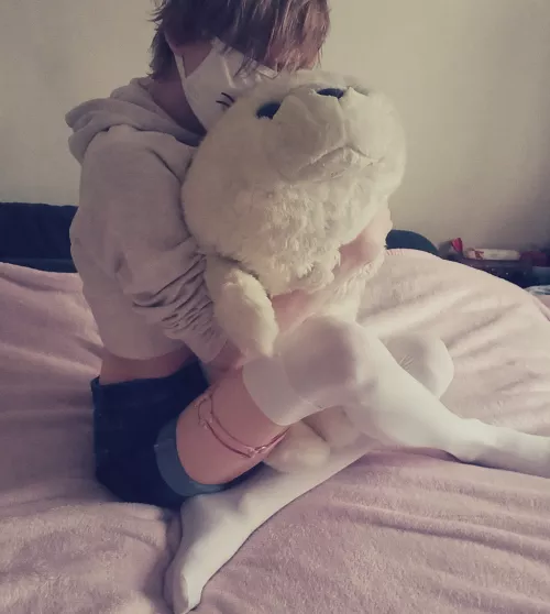 wanna come cuddle with me? 😊 by xxTwink22xx