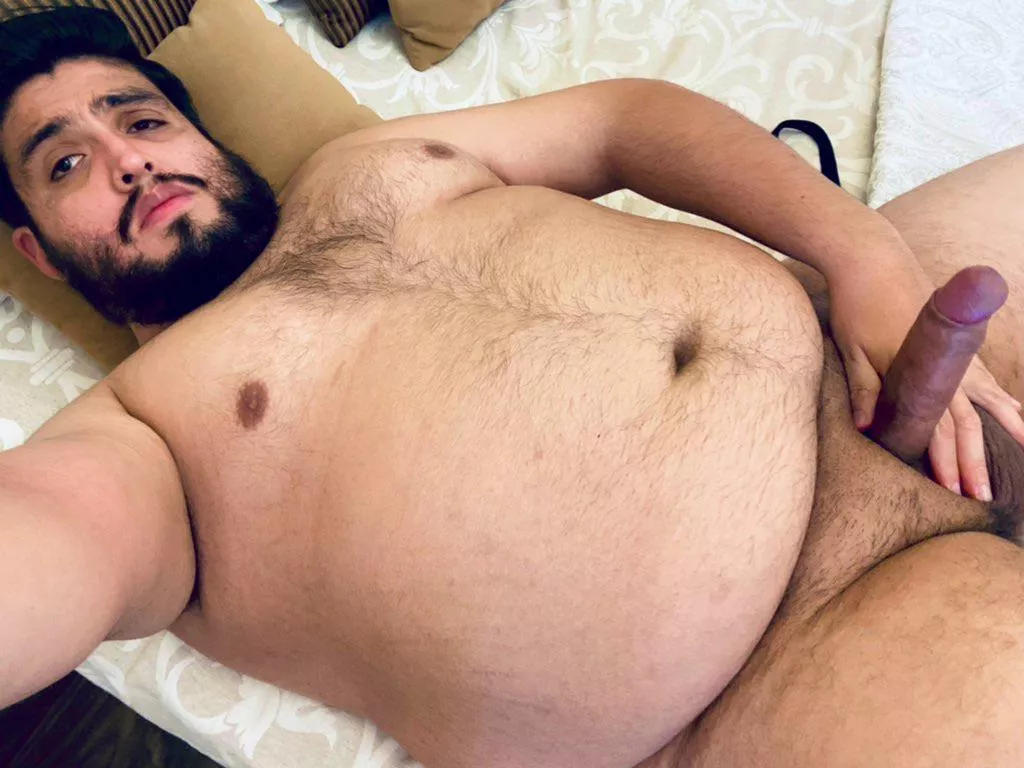 Wanna come to bed with me? 🍆 by martinro899