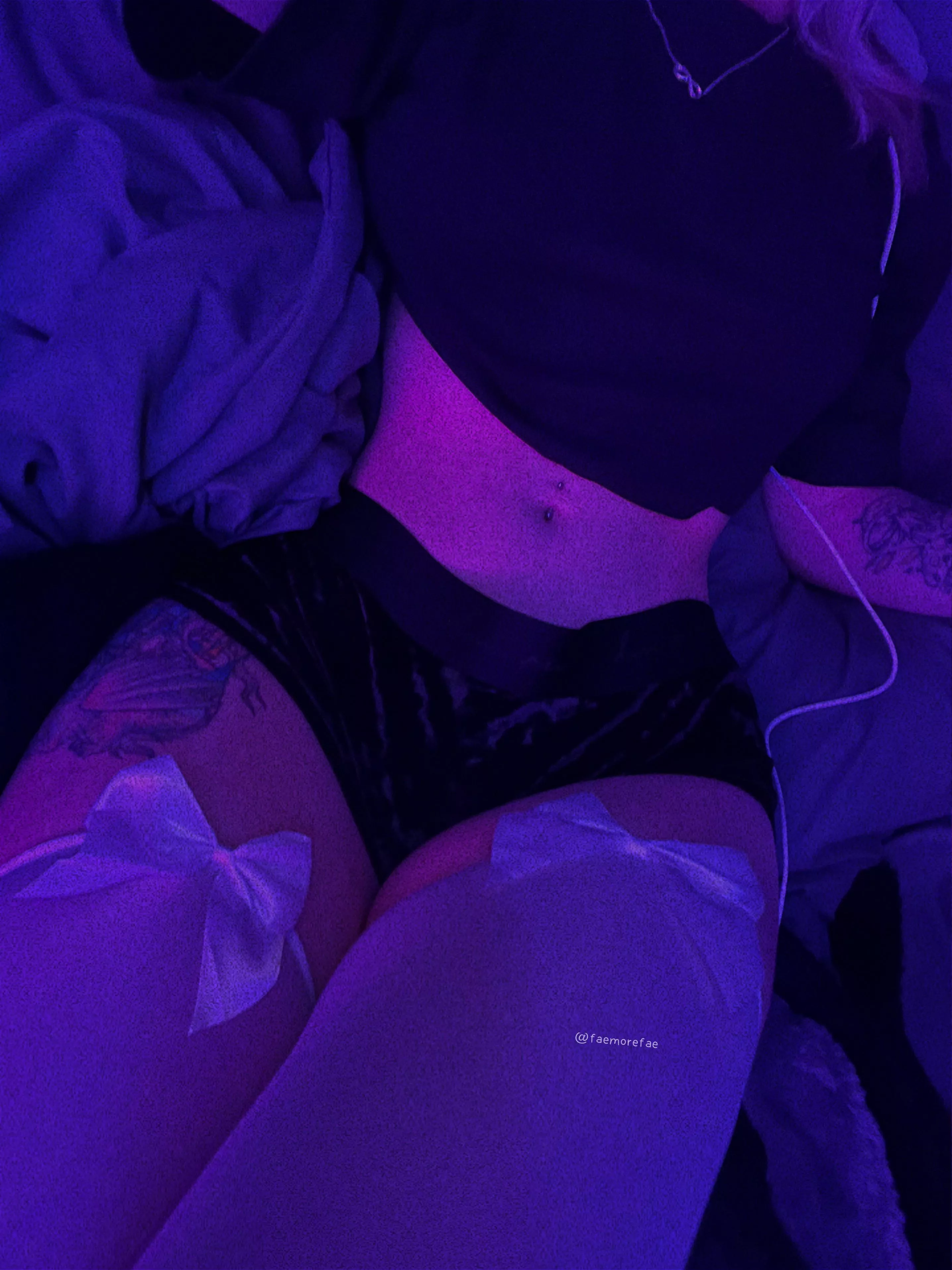 wanna crush u with my thighs ngl posted by faeesuccubus