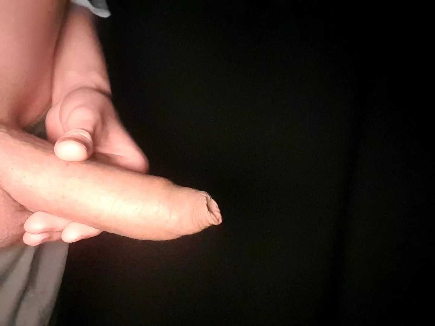 Wanna feel my uncut cock get hard in your mouth? 😏 posted by XanderColeOF