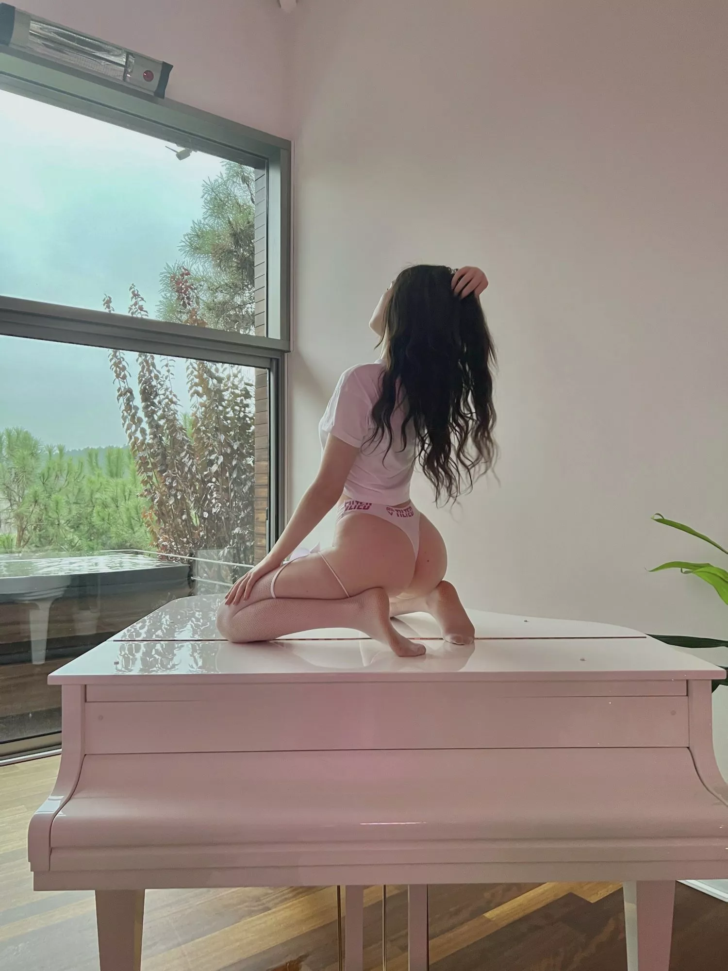 Wanna get in between these cheeks? posted by buttery_stillness