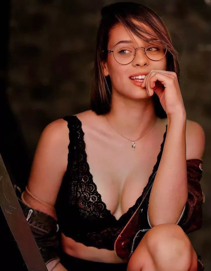 Wanna get really bi for Daniela Melchior posted by Brie_Larson_Sexy