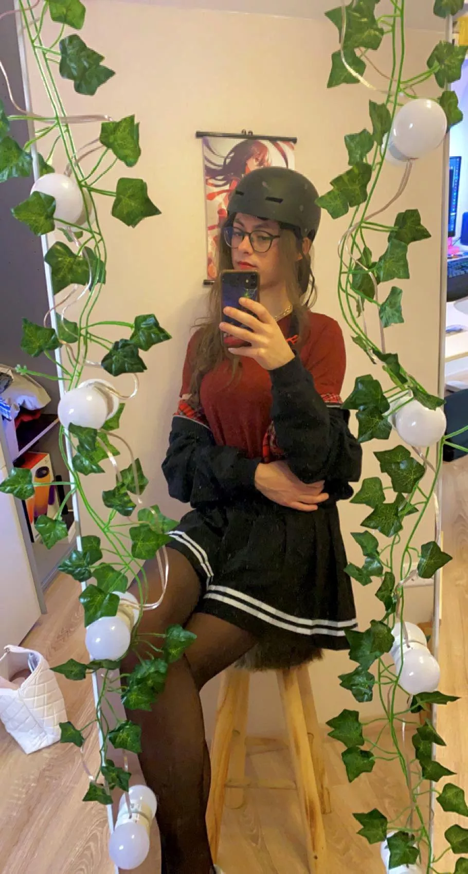 Wanna go skating with me? 🛹 posted by Andr3wguy