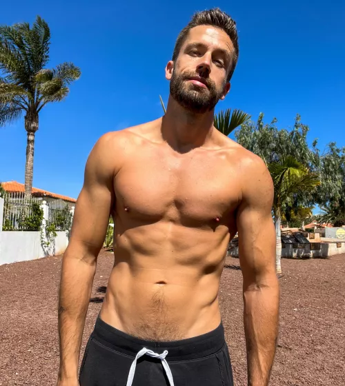 wanna go to the beach with me? by DennisXL